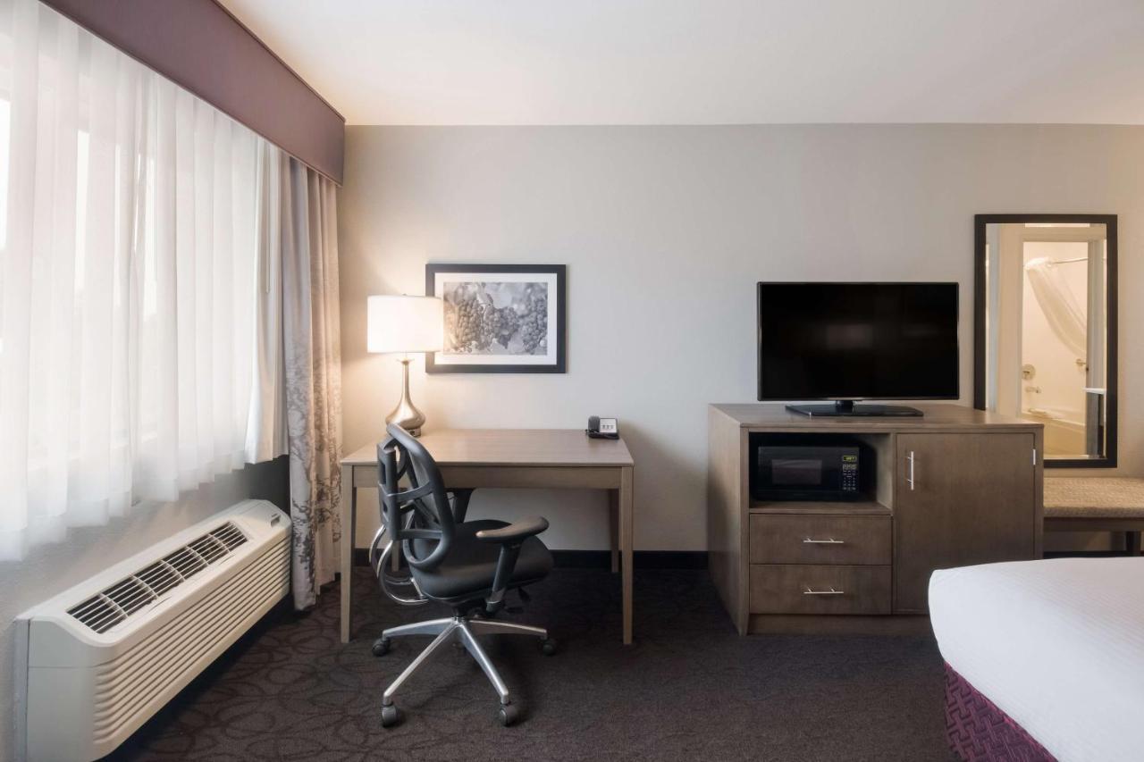 Best Western Mcminnville Inn Екстериор снимка