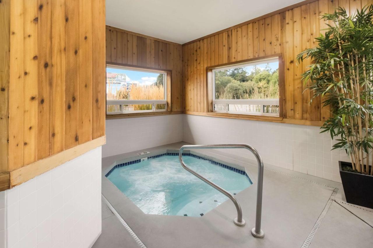 Best Western Mcminnville Inn Екстериор снимка