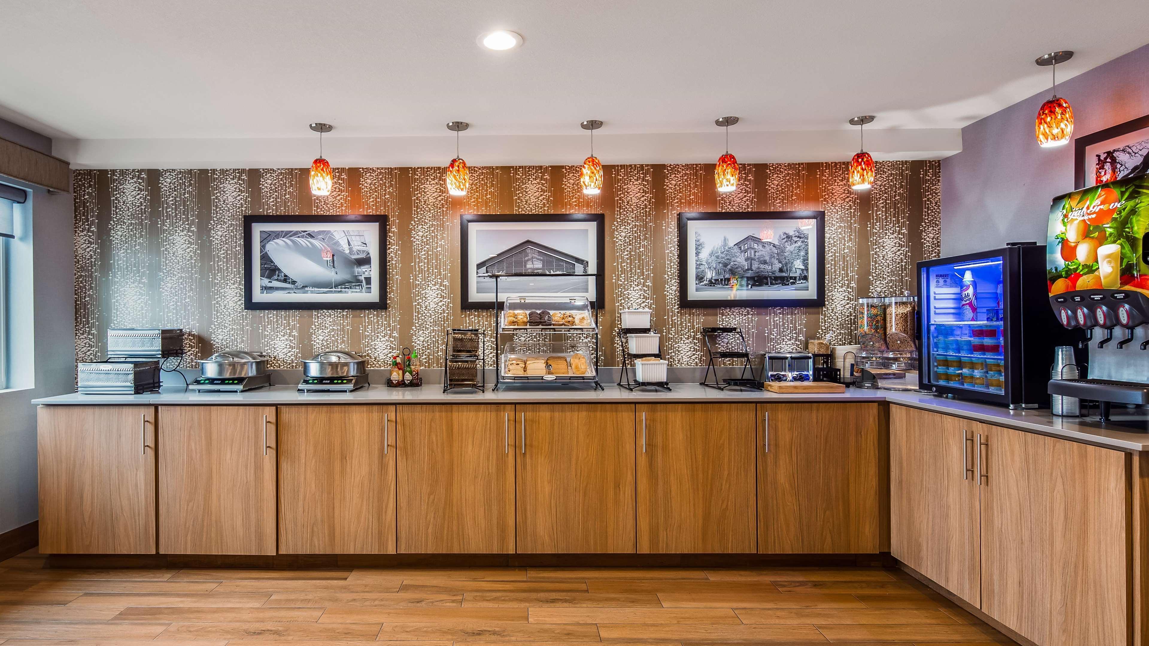 Best Western Mcminnville Inn Екстериор снимка
